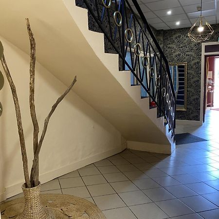 Hotel Aux Vendanges De Bourgogne パライユ・ル・モニアル エクステリア 写真
