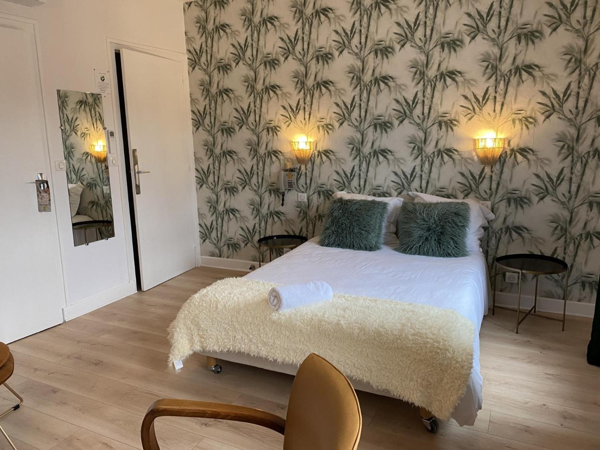 Hotel Aux Vendanges De Bourgogne パライユ・ル・モニアル エクステリア 写真