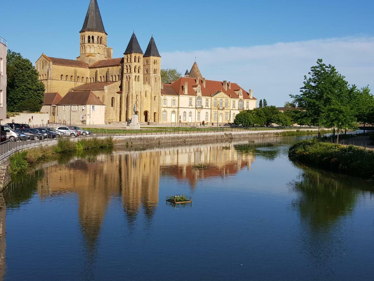 Hotel Aux Vendanges De Bourgogne パライユ・ル・モニアル エクステリア 写真